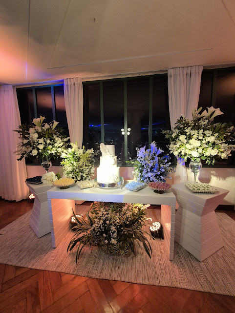 mesa do bolo 9 noite.jpg